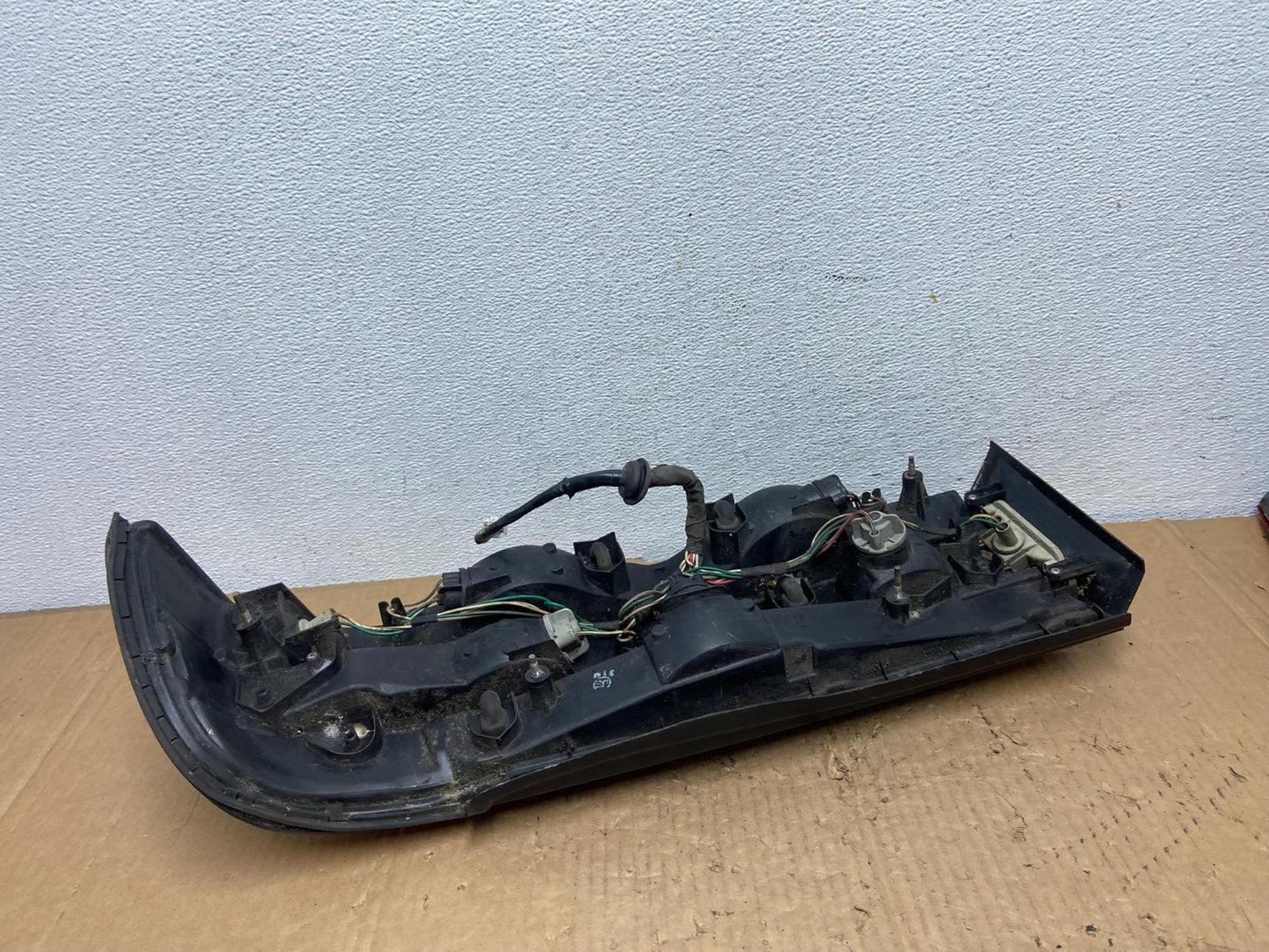 1992 to 1994 Lexus ES300 ES330 Left Driver Side Tail Light ad1134 DG6