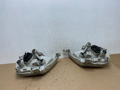 2004 to 2006 Suzuki XL-7 XL7 Left+Right Side Halogen Headlights AE88077