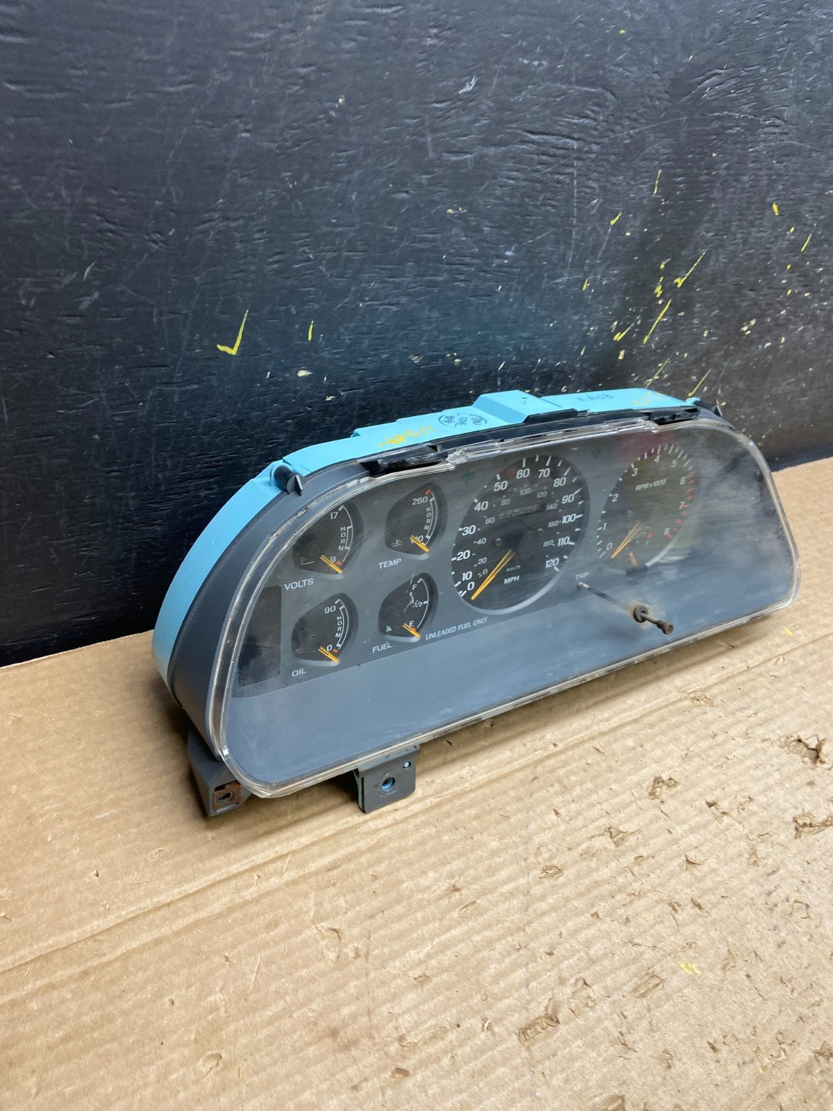 1990 to 1992 Ford Probe Speedometer Cluster W3107 PS2