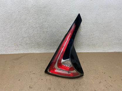 2015 to 2018 Nissan Murano Right Passenger Side Tail Light Inner AH7676 LK0