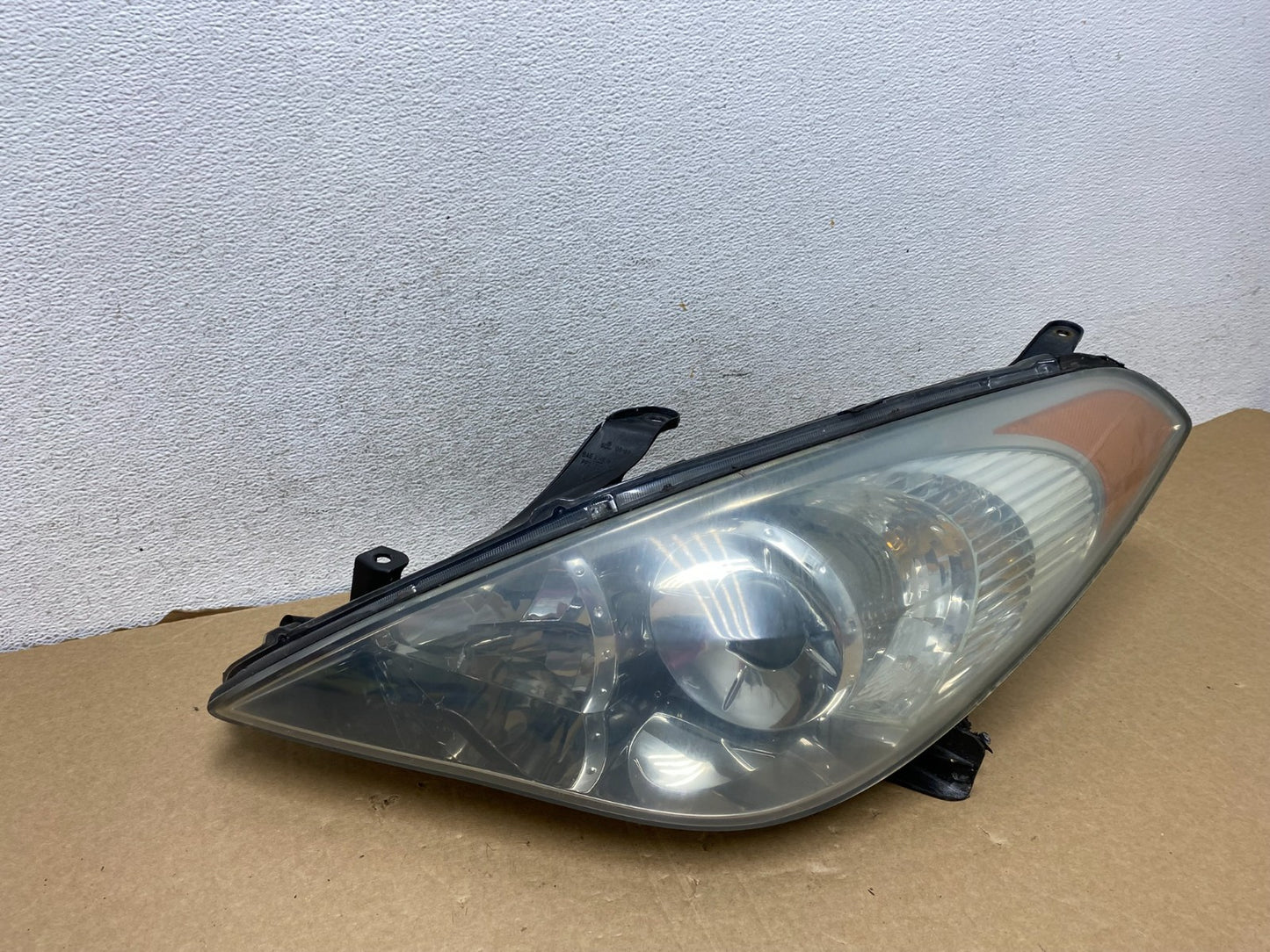 2004 2005 2006 Toyota Solara Halogen Headlight Left Driver Lh Side AF7289 DW2