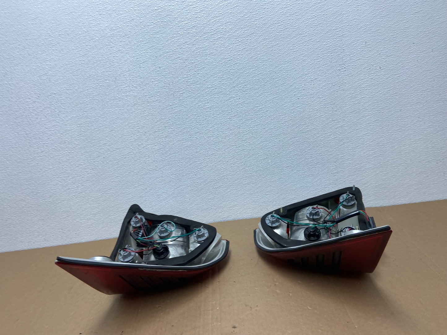 2003-2006 Mercedes-Benz S-Class Left+Right Tail Lights AB6357 DW7