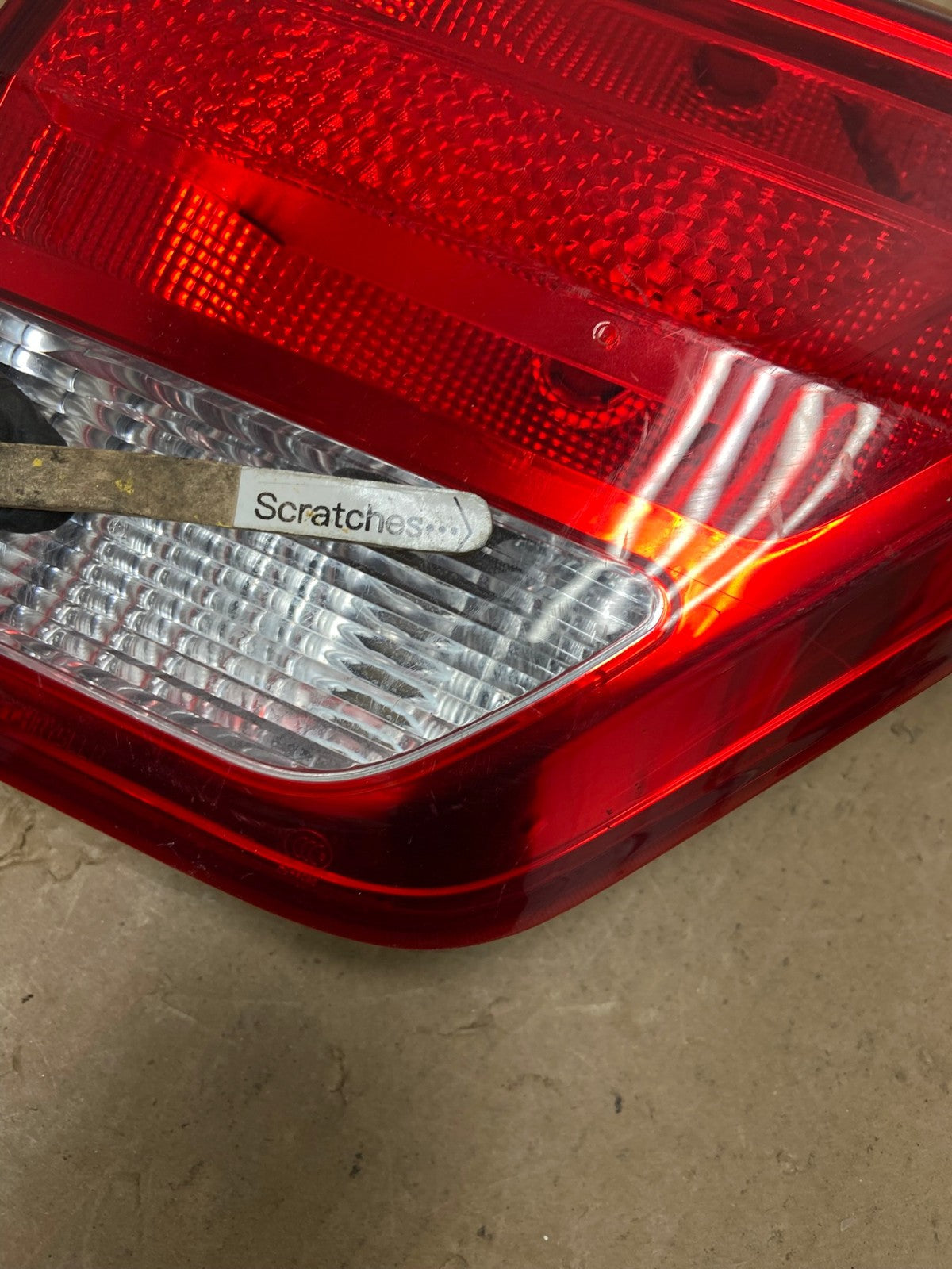 2011-2013 Jeep Grand Cherokee Left Driver Side Lh Inner Tail Light AC5806 LK3