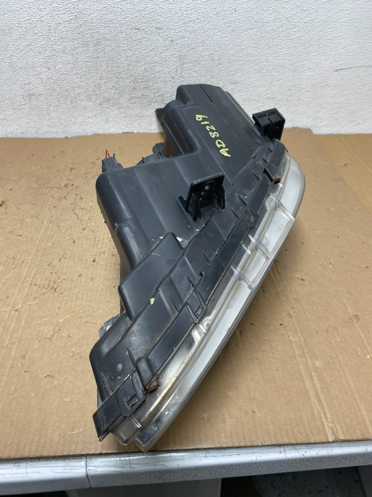 2011 - 2014 Hyundai Sonata Right Passenger Rh Side Headlight Halogen AD8219 DW8