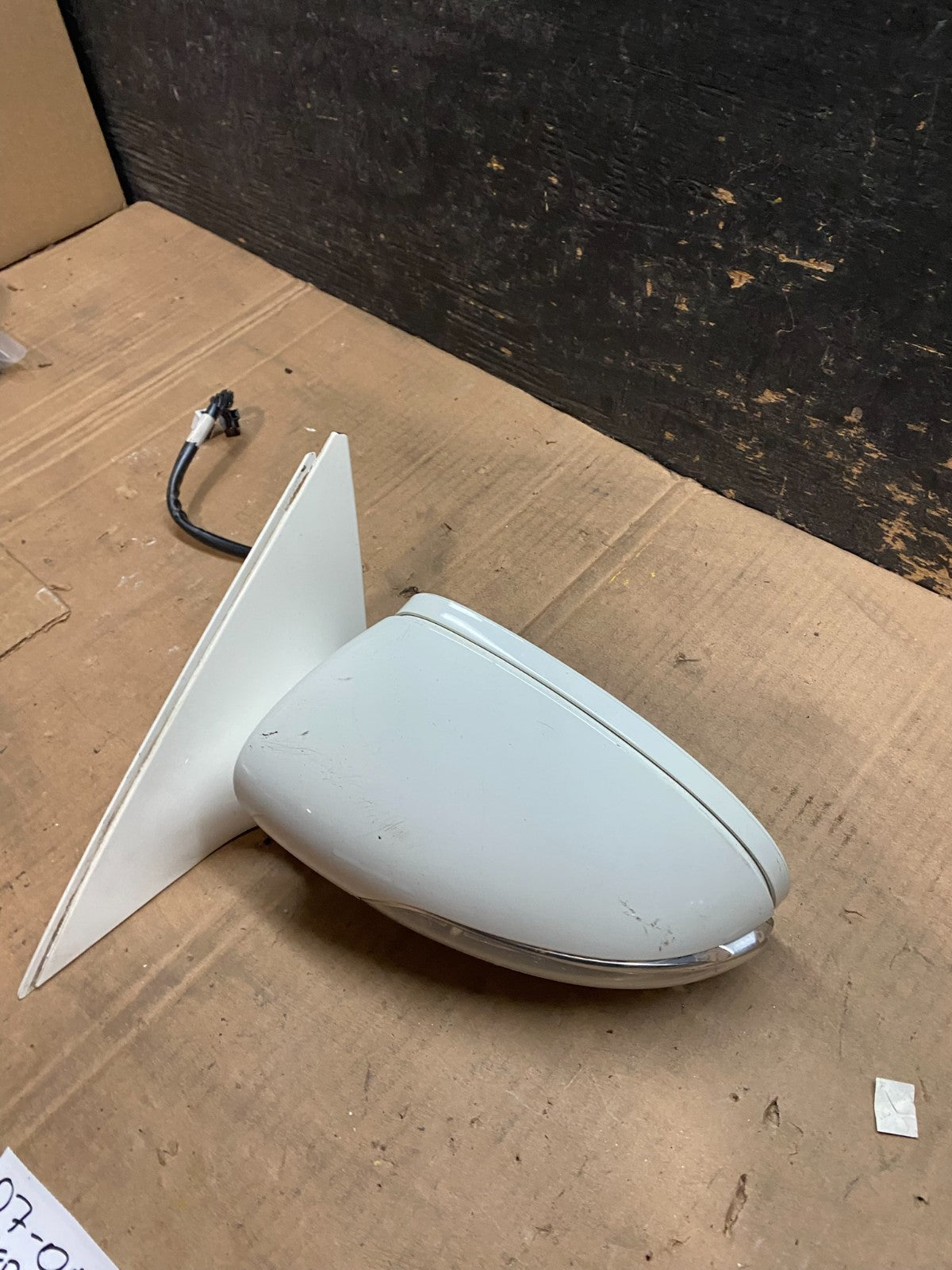 2006 to 2008 Mercedes-Benz CLS550 Left Driver LH View Door Mirror W2129 OEM MS1