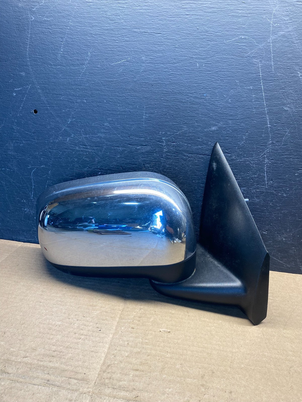2007 2008 2009 Chrysler Aspen Right Passenger RH Mirror Heated AE8272 DW0