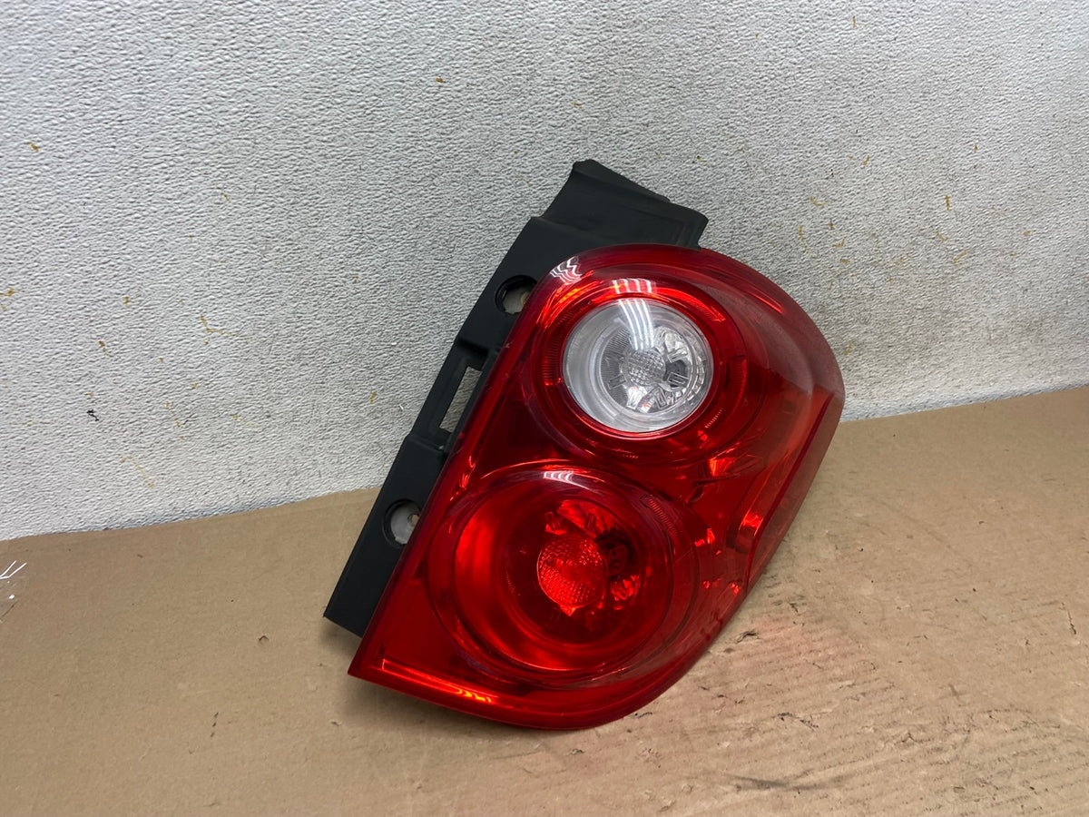2010 to 2015 Chevrolet Equinox Right Passenger Rh Side Tail Light AH9494 LK2