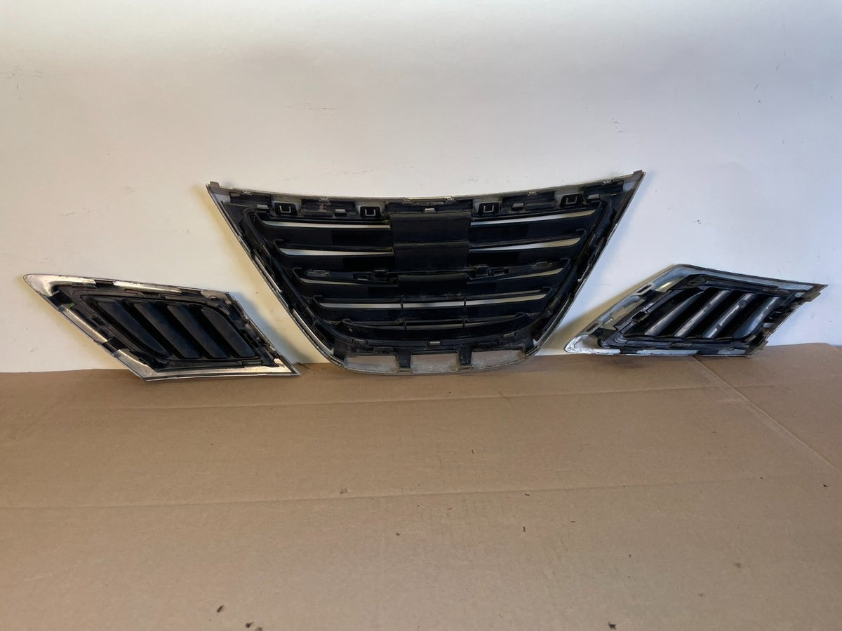 2005 to 2007 Saab 9-3 Front Upper LH Center RH Set Grille Grill AH0549 DG3