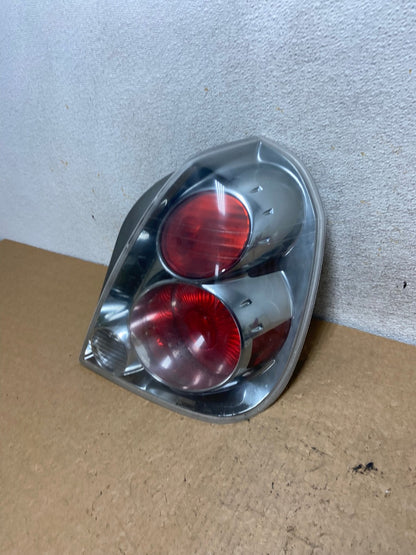 2005 to 2006 Nissan Altima Tail Light Right Passenger RH Side AI3560 LK1