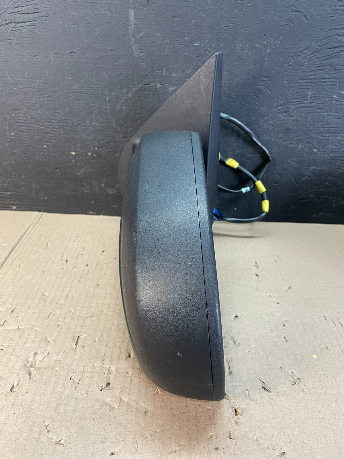 2007-2014 Chevrolet Avalanche Left Driver LH View Door Mirror AD8689 DW7