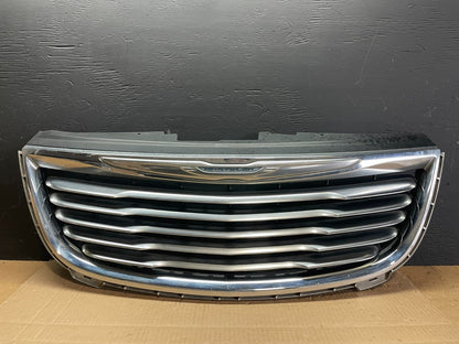 2011 to 2016 Chrysler Town & Country Front Upper Grill Grille Oem AB7637 DG0