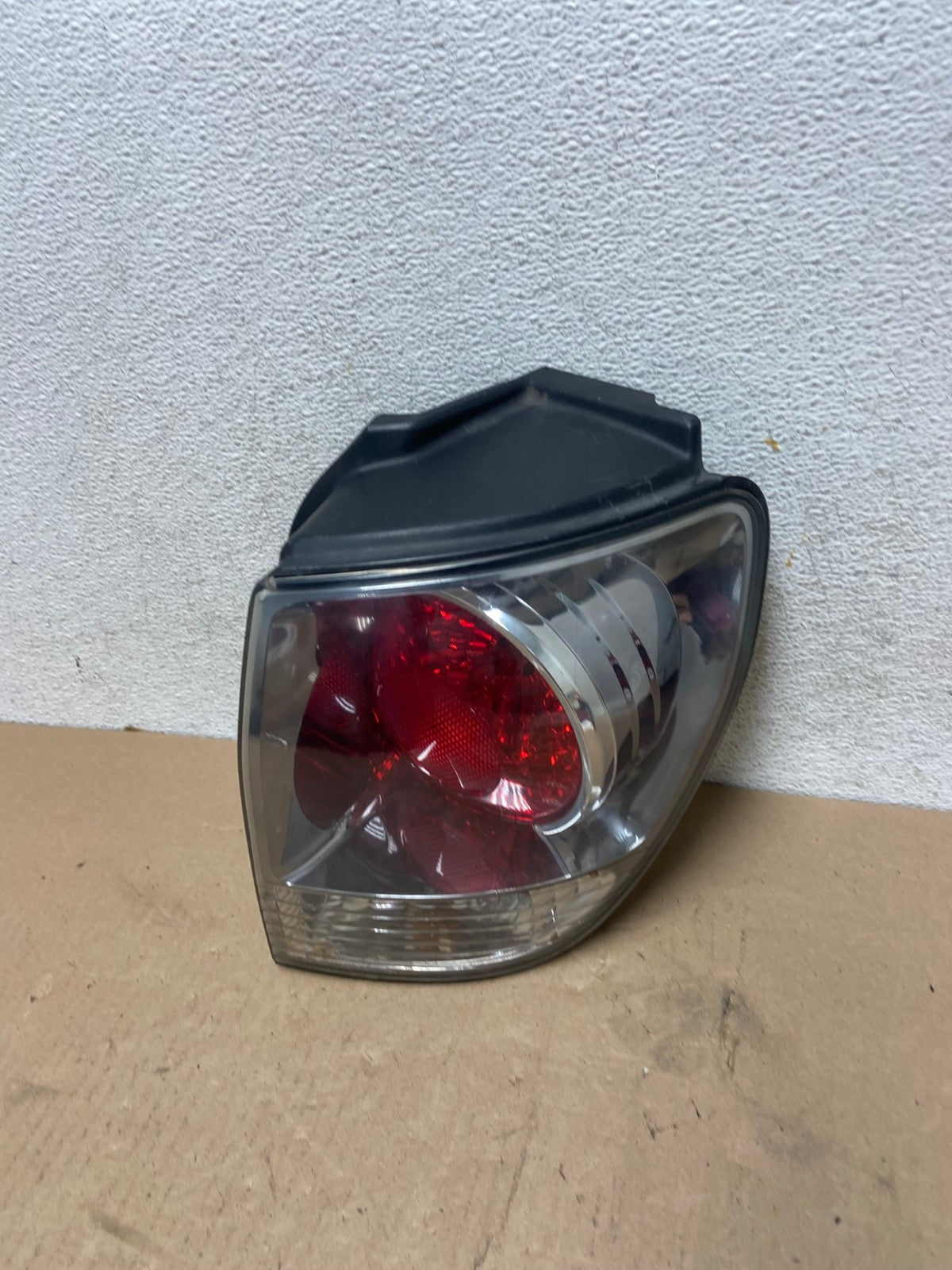 2001 2002 2003 Lexus Rx300 Right Passenger Rh Side Tail Light AG4645 LK0