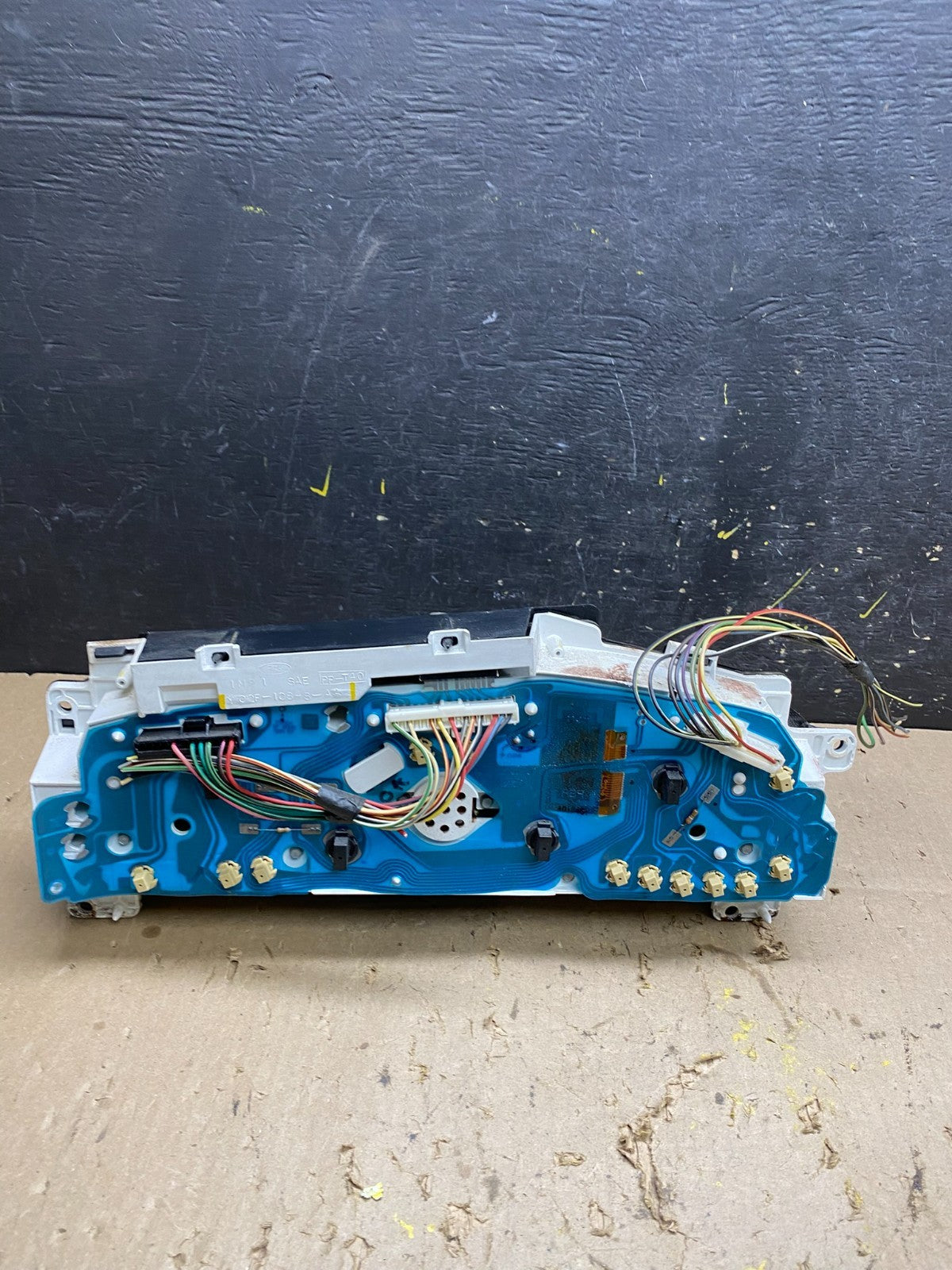1997 to 2003 Ford Econoline E250 E350 Van Speedometer Instrument Cluster u51816