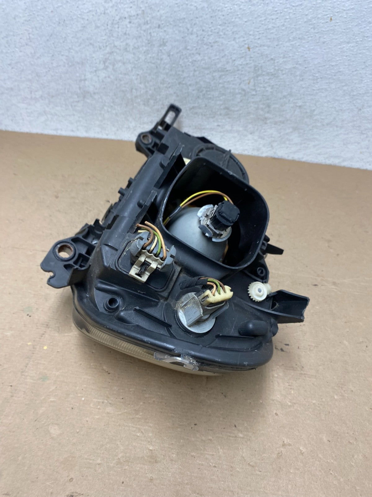 2002 - 2005 Mercedes ML ML350 ML500 Right Passenger Halogen Headlight AF4644 DW8