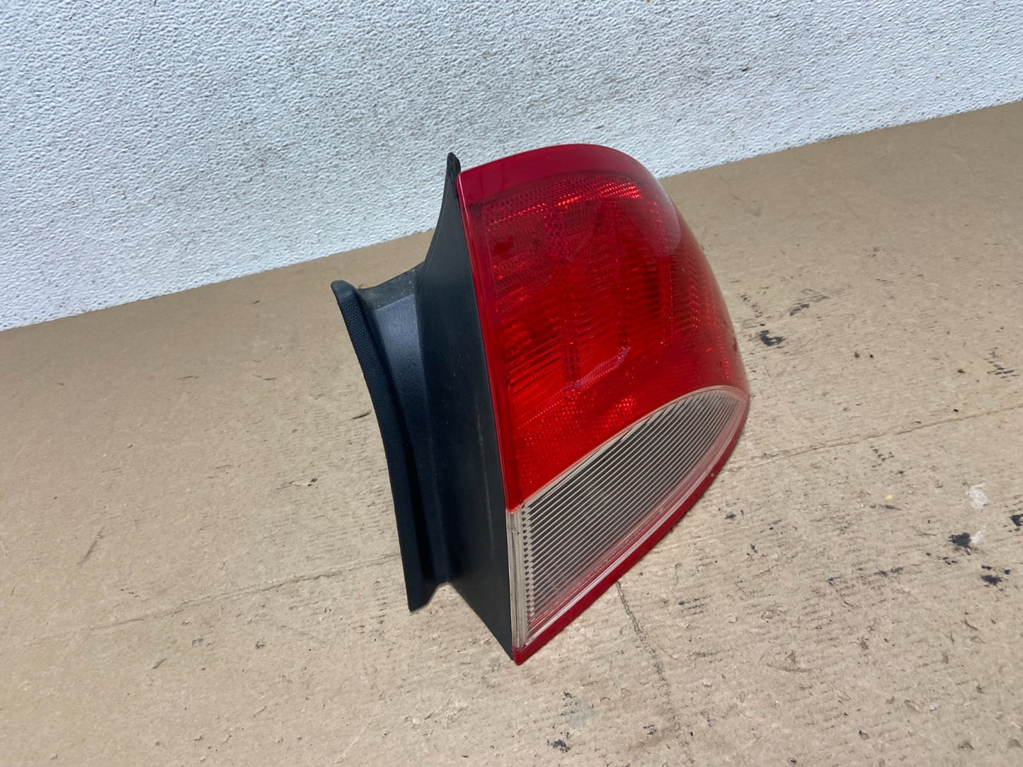 2010-211 Mercury Milan Right Passenger RH Side Tail Light AF5153 DW2