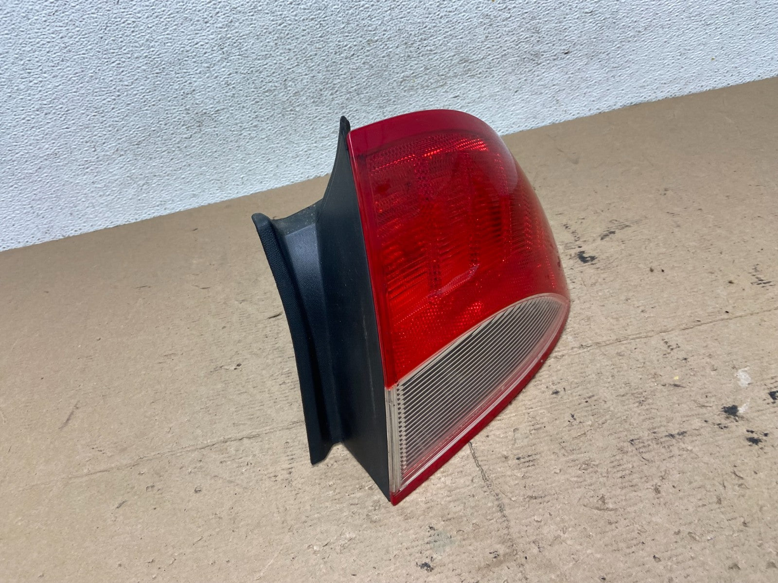 2010-211 Mercury Milan Right Passenger RH Side Tail Light AF5153 DW2