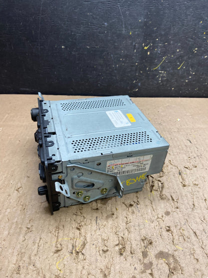 2003 - 2008 Pontiac Vibe GMC 6 Disc AM FM Radio Player Receiver T8348 DG2