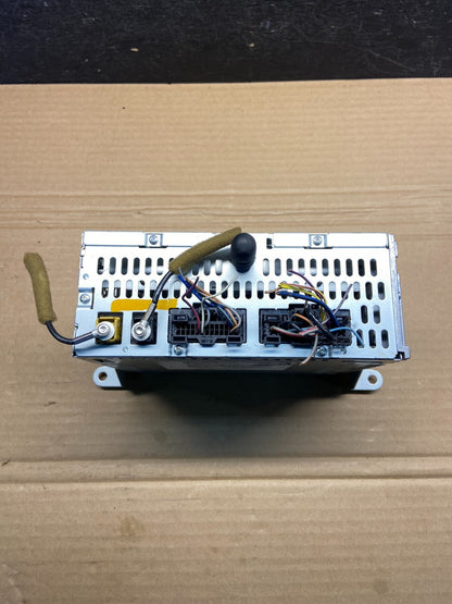 2013 to 2014 Ford Edge AM/FM Radio CD Player Reciever AE4701 DG5