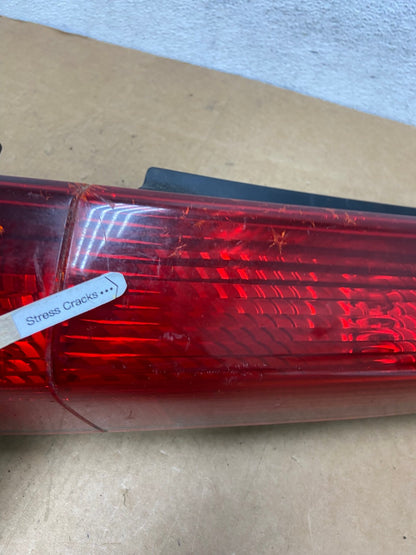 2002 - 2004 Honda Crv Cr-v Right Passenger Rh Side Tail Light AD4536 LK4
