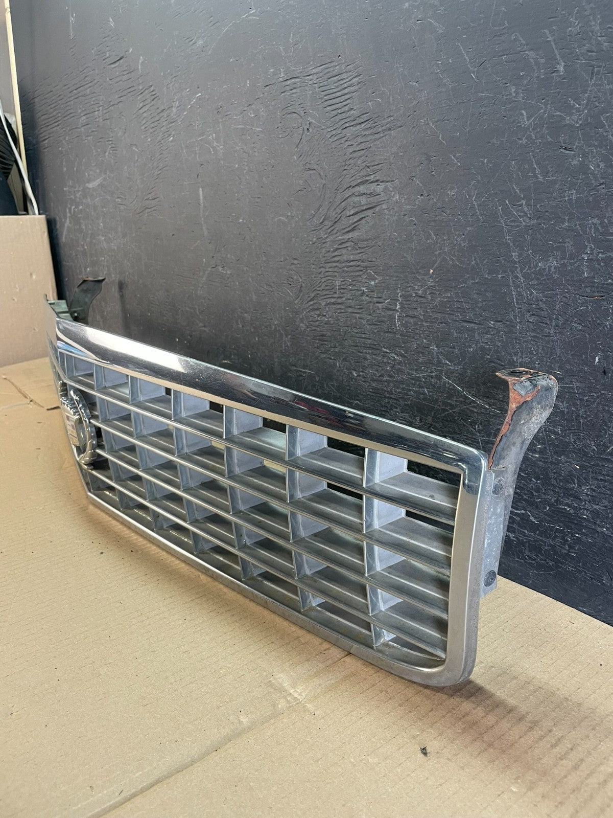 1994 1995 1996 Cadillac Deville Front Upper Grill Grille ae3525 DG1