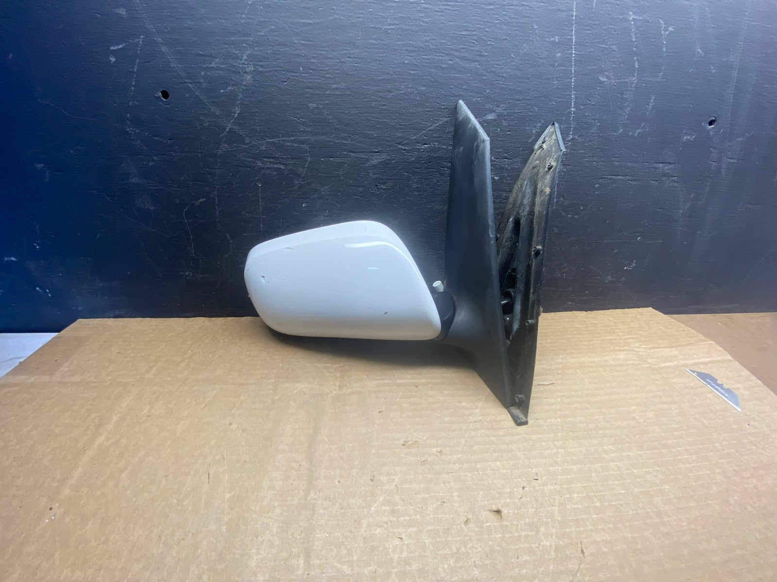 2004 to 2009 Toyota Prius Right Passenger RH Side View Door Mirror AD9702 DW0