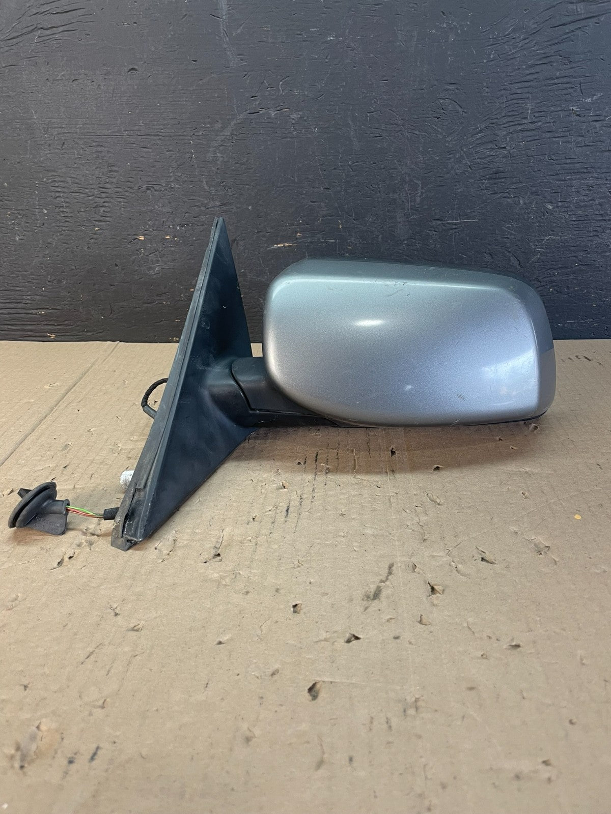 2006 - 2010 BMW 528i 530i 535i Left Driver LH Door View Mirror AD8747 DG0