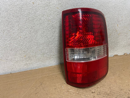 2004 to 2008 Ford F150 F-150 Right Passenger RH Side Tail Light AH9244 LK1