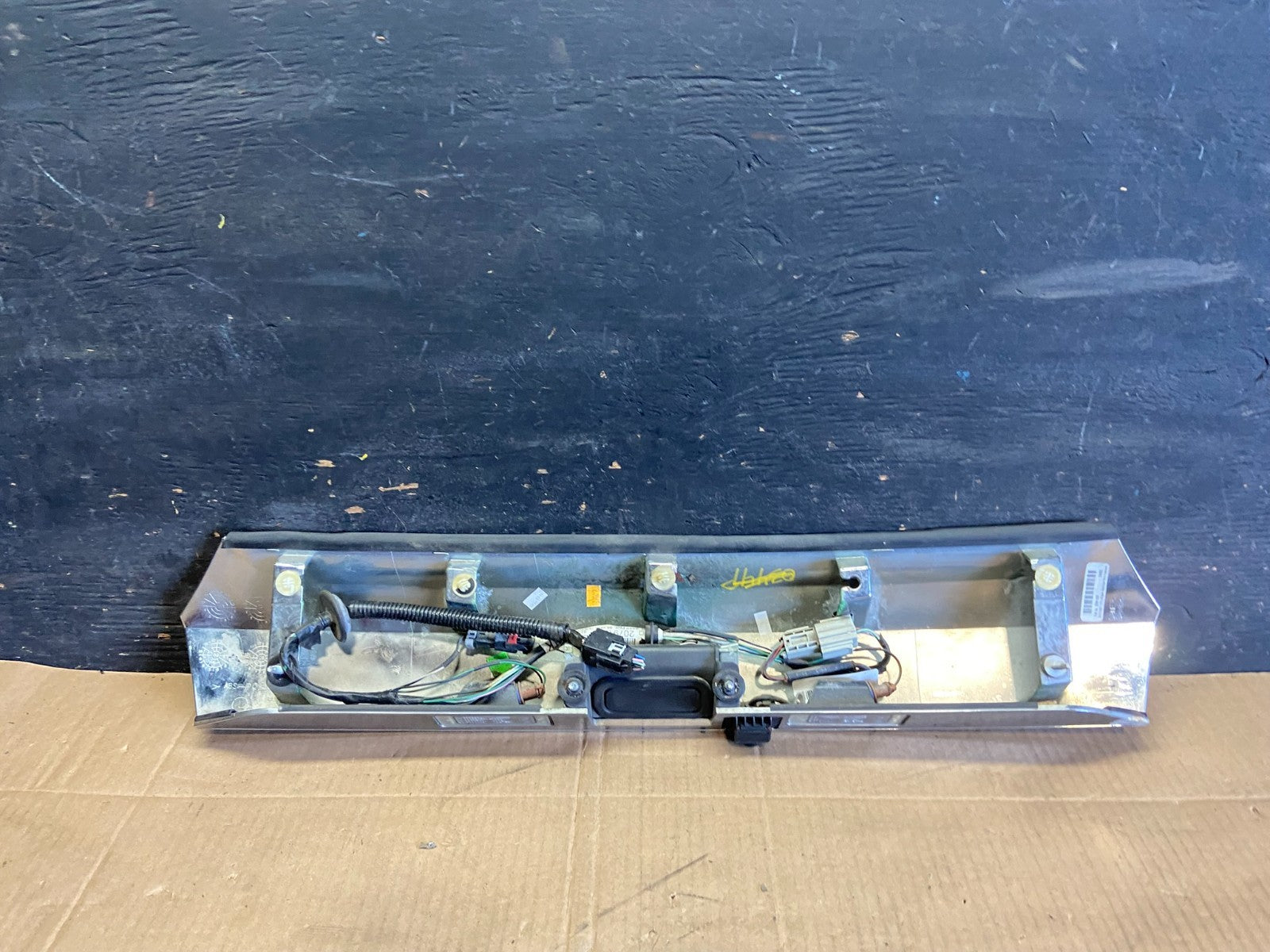 2010-2015 Gmc Terrain Lift Gate Handle Trim Back Up Camera 20881057 R7291 DG6