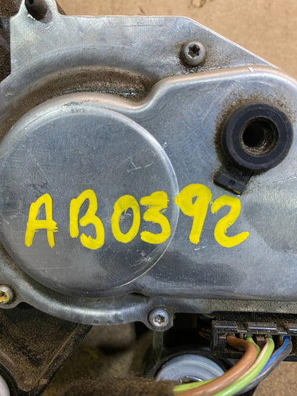 2003 to 2010 Porsche Cayenne Rear Back Window Wiper Motor AB0392 DG5