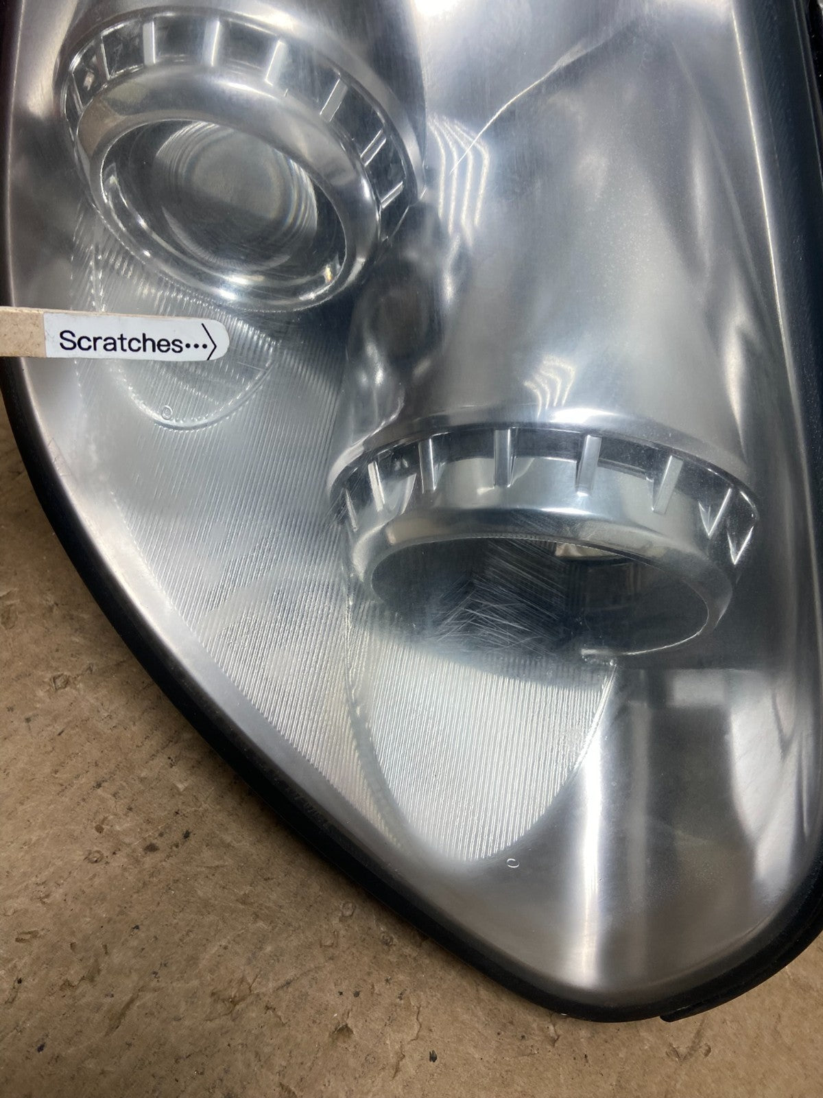 2006 - 2007  Subaru Tribeca B9 Right Passenger RH Halogen Headlight OEM Y5683 DW3