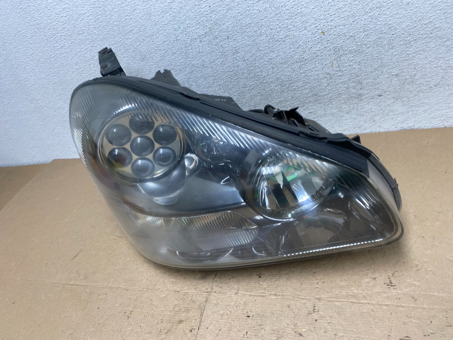 2002 to 2004 Infiniti Q45 Passenger Right Side RH Xenon HID Headlight1