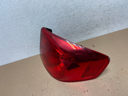 2005 to 2006 Infiniti G35 Right Passenger Side Tail Light AG6675 LK1