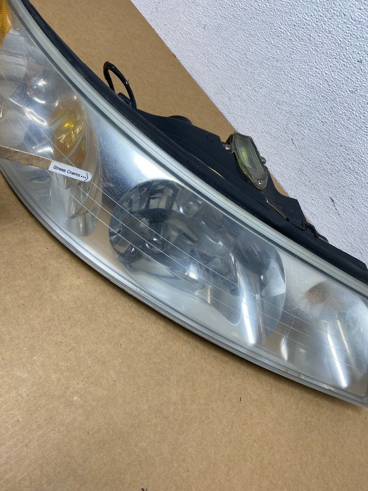 1999 to 2002 Lincoln Continental Right Passenger Rh Side Headlight Oem AC1656 DW4
