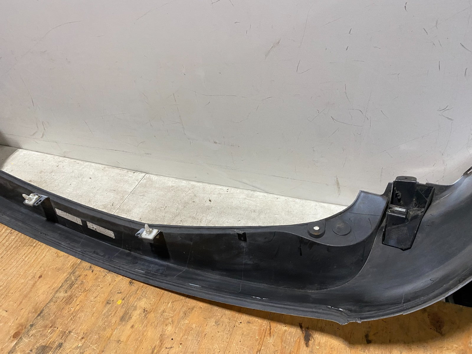 2011 to 2015 Ford Explorer Rear Upper Bumper Cover R17489