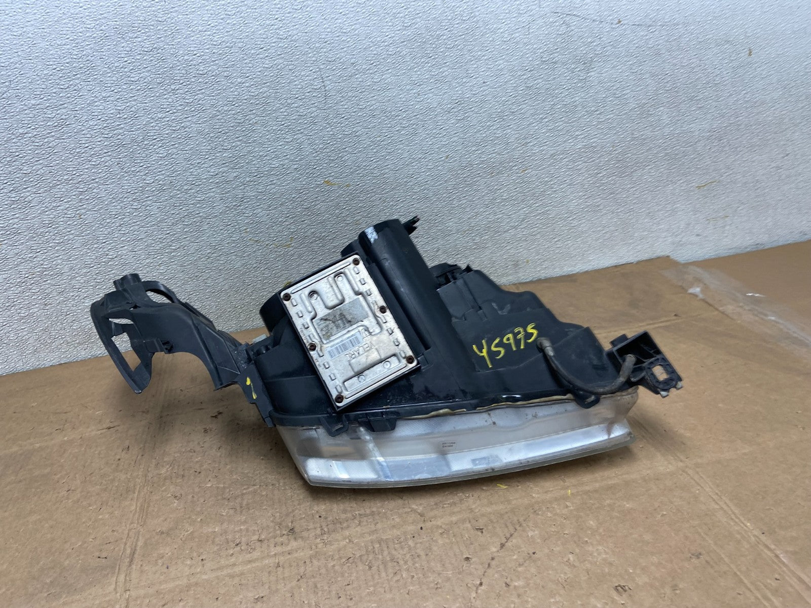 2002 to 2005 Saab 9-5 Left Driver LH Side Xenon HID Headlight OEM y5975 DG9