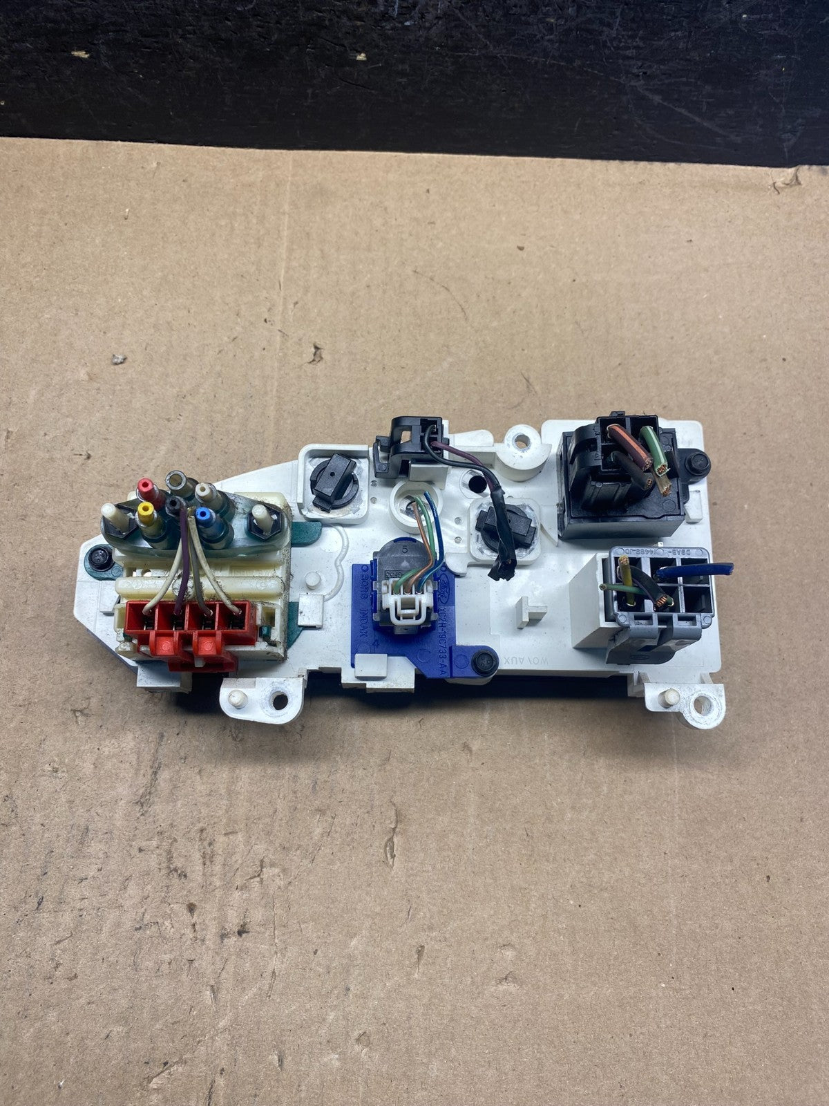 1997-2014 Ford Van Econoline E150 E250 Heater Climate Fan Control AE7807 DW4