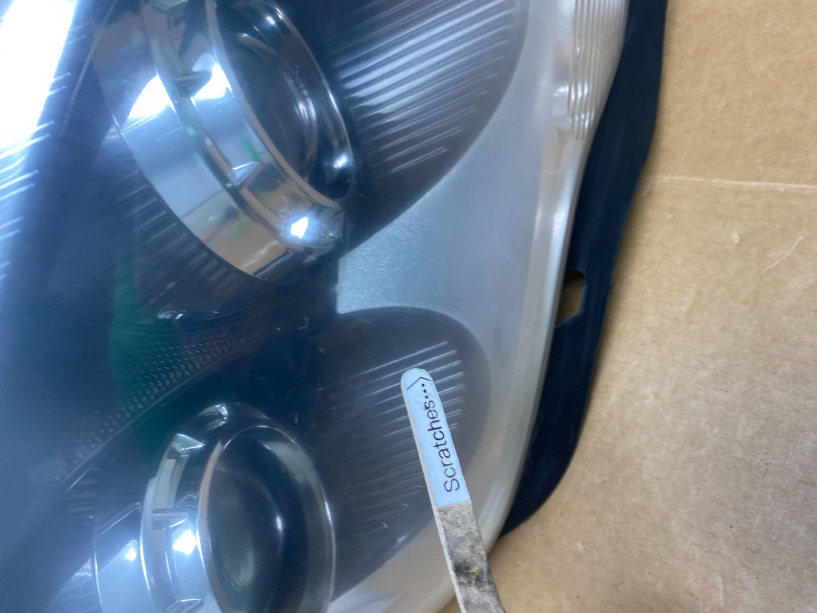2007-2012 Gmc Acadia Xenon HID Headlight Right Passenger Side AD8898 DW3