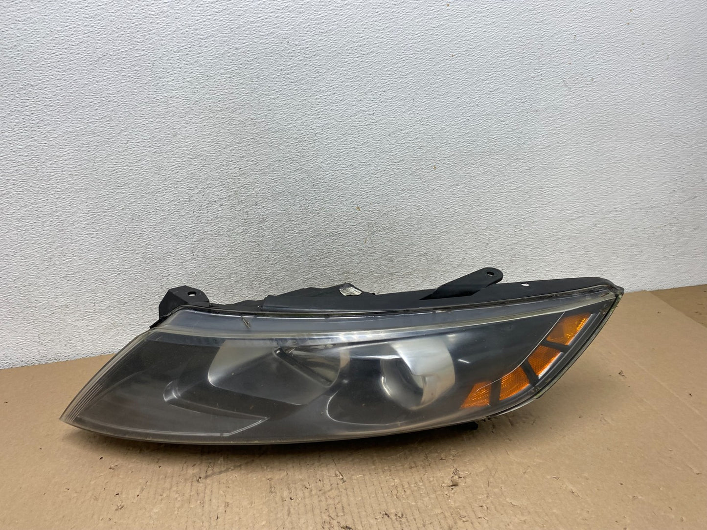 2011-2013 Kia Optima Left Driver LH Side Headlight Xenon AF3286 DW0