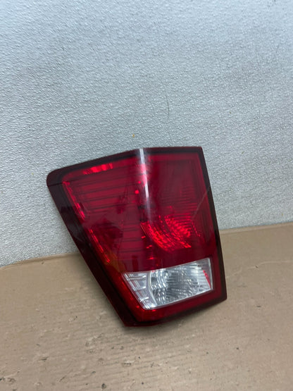 2007 2008 2009 2010 Jeep Grand Cherokee Left Driver Lh Tail Light Oem AB0023 LK2