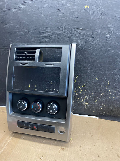 2008 to 2012 Jeep Liberty Dash Climate Temperature Control Radio Bezel AB2059 DG1