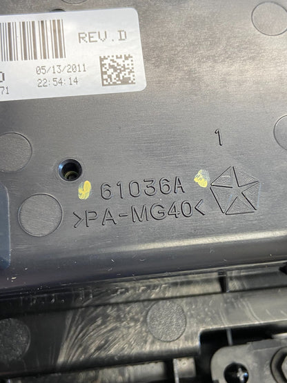 2008 to 2012 Jeep Liberty Dash Climate Temperature Control Radio Bezel AF6172 DG5