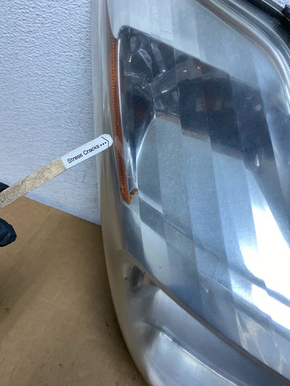 2004-2005 Toyota Prius Right Passenger RH Halogen Headlight AD2754 DW3