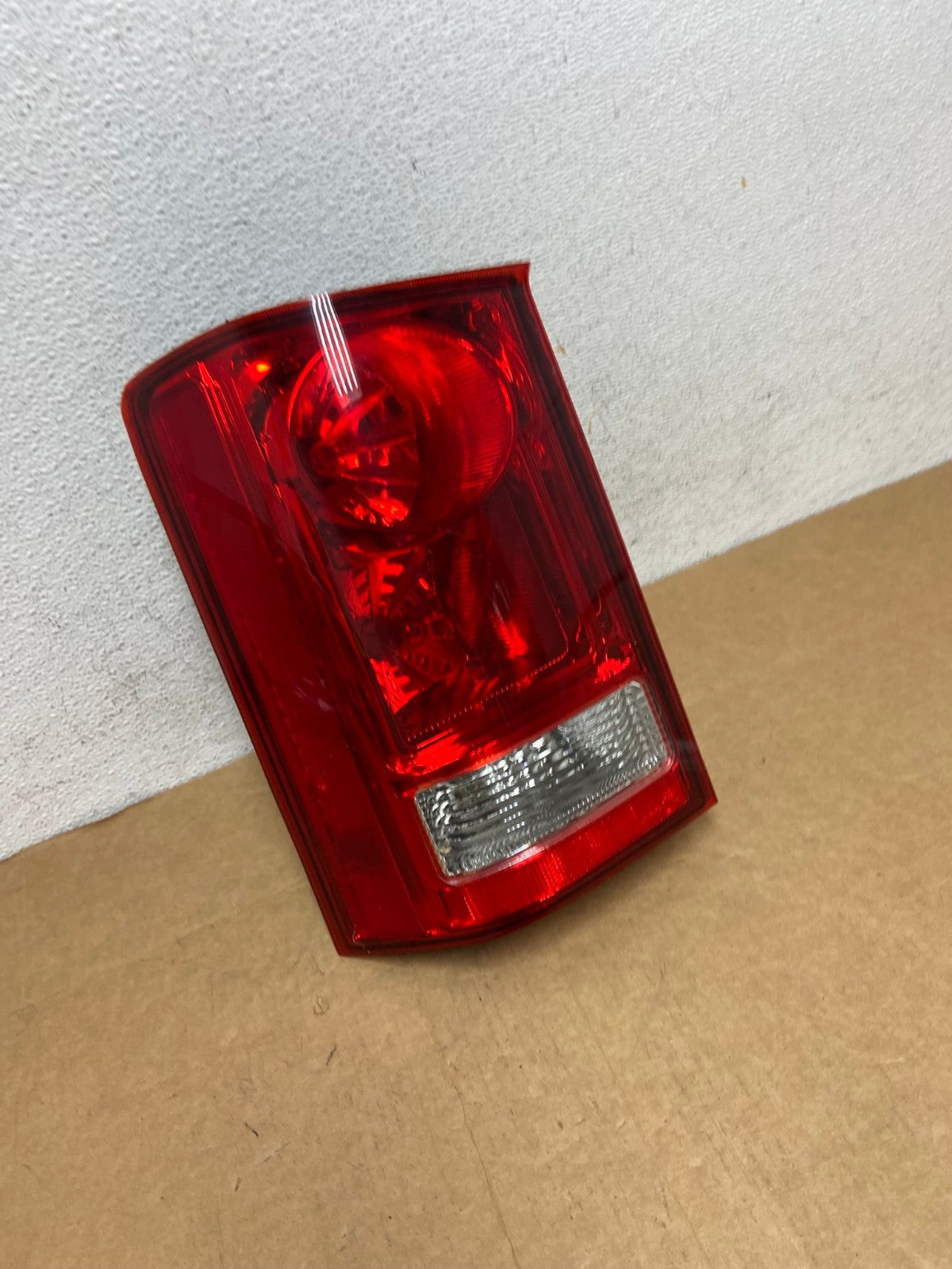 2009 to 2015 Honda Pilot Left Driver Lh Side Tail light AD4466 LK2