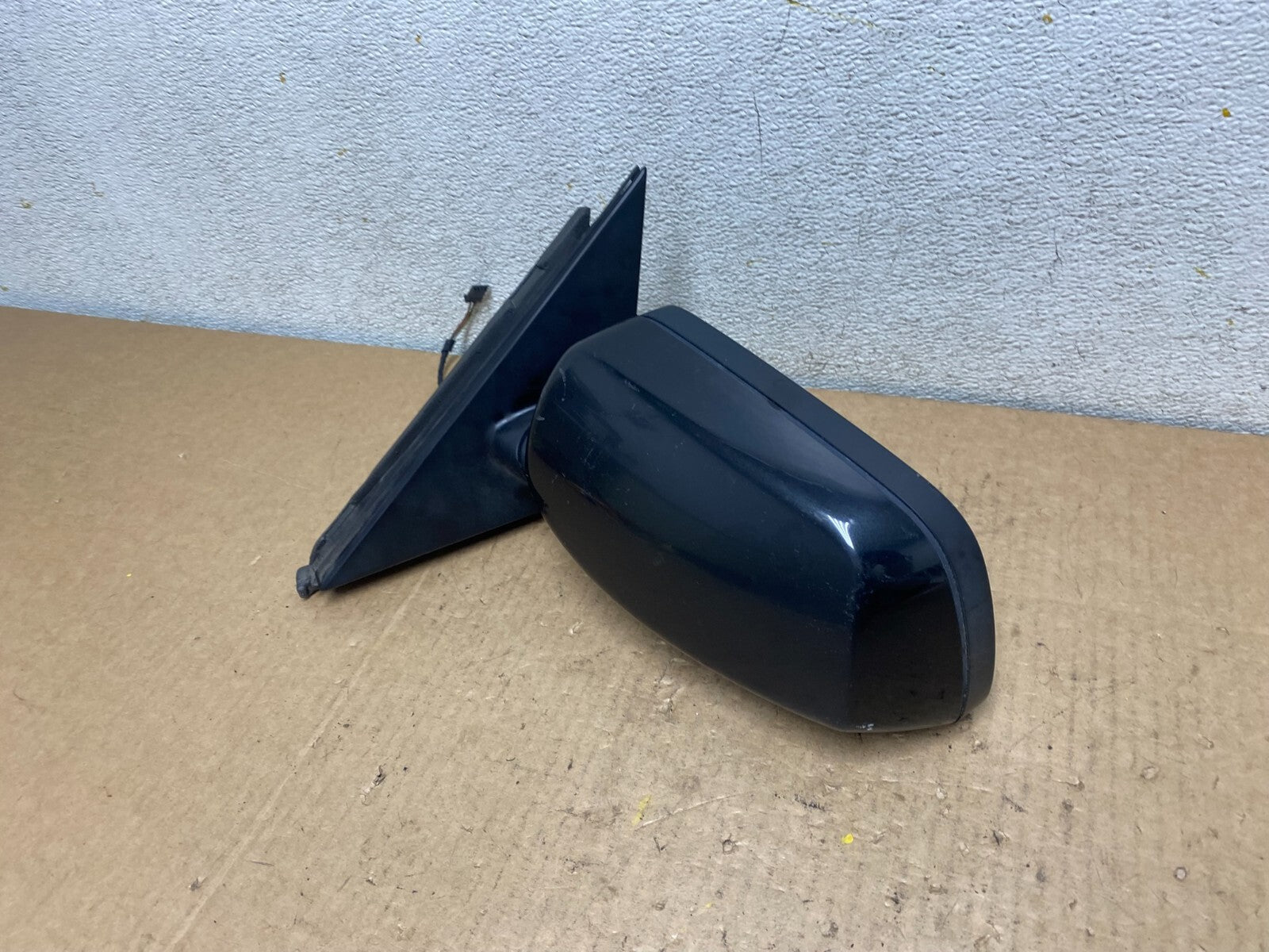 2008 to 2010 BMW 528i 535i Left Driver LH Side Door View Mirror L8268 DG1
