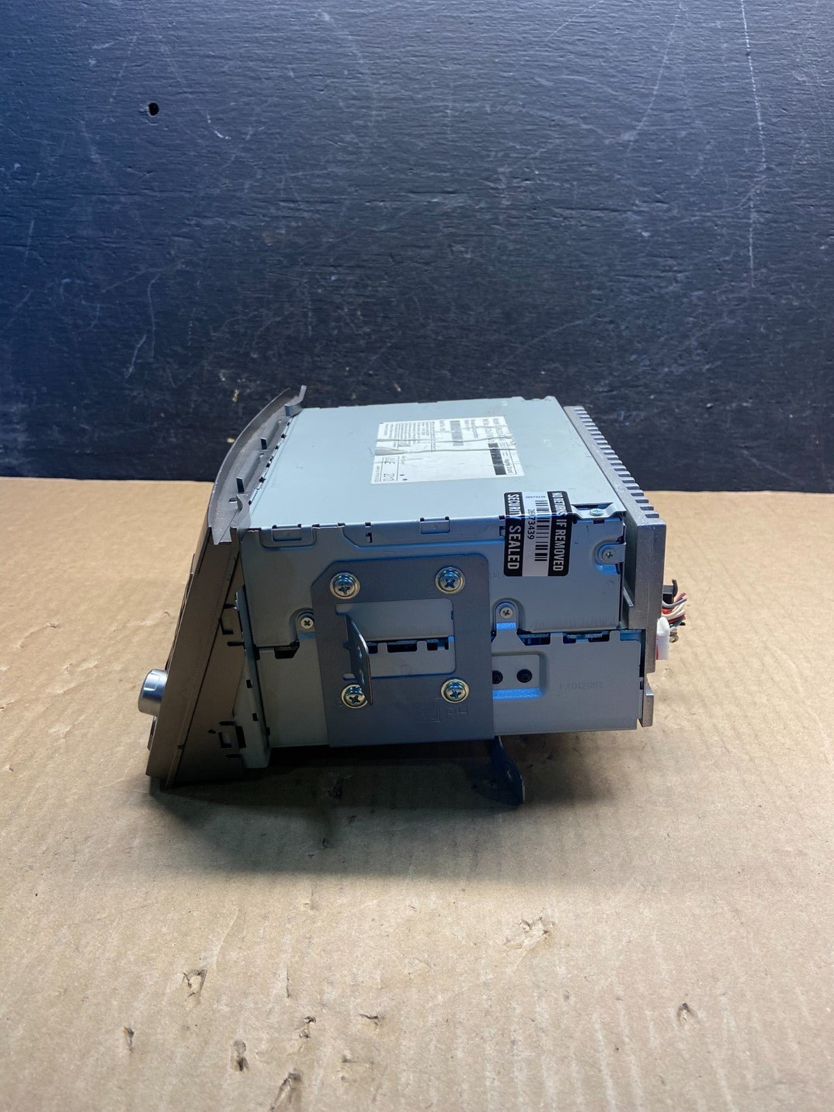 2010 - 2012 Subaru Outback Radio AM/FM CD Player mp3 Audio AF9392 DG1
