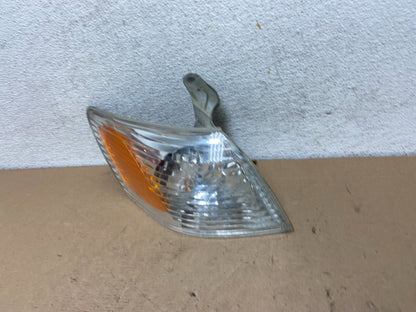 2000 - 2001 Toyota Camry Front Right Passenger RH Turn Signal AF4941 DW1