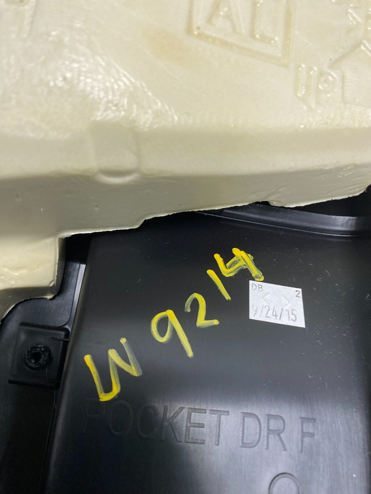 2015 to 2019 Subaru Outback  Front Right Passenger Door Trim Panel OEM W9214 DG11