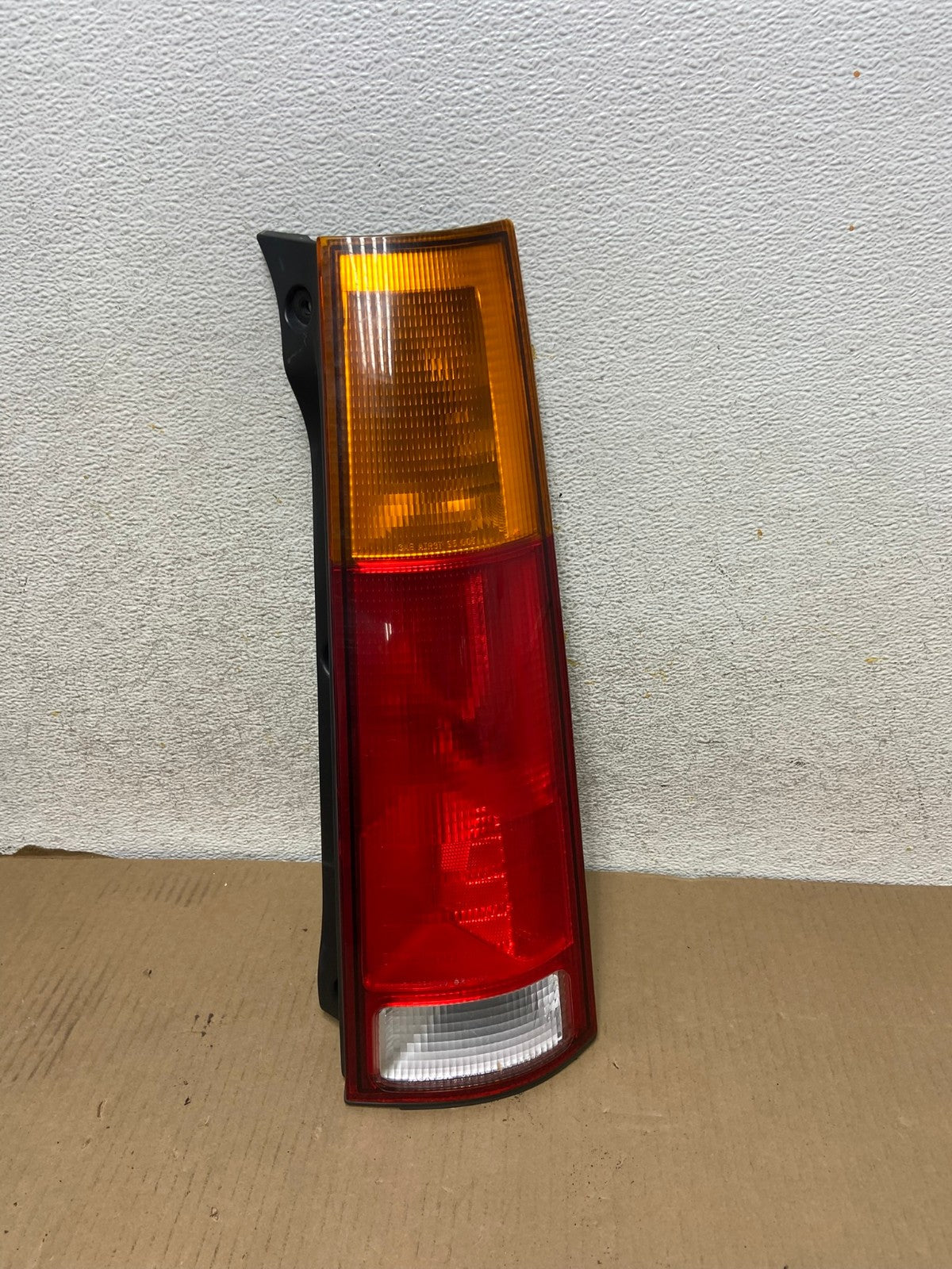 1997 1998 1999 2000 2001 Honda Crv Cr-v Right Passenger Tail Light AH3020 LK0