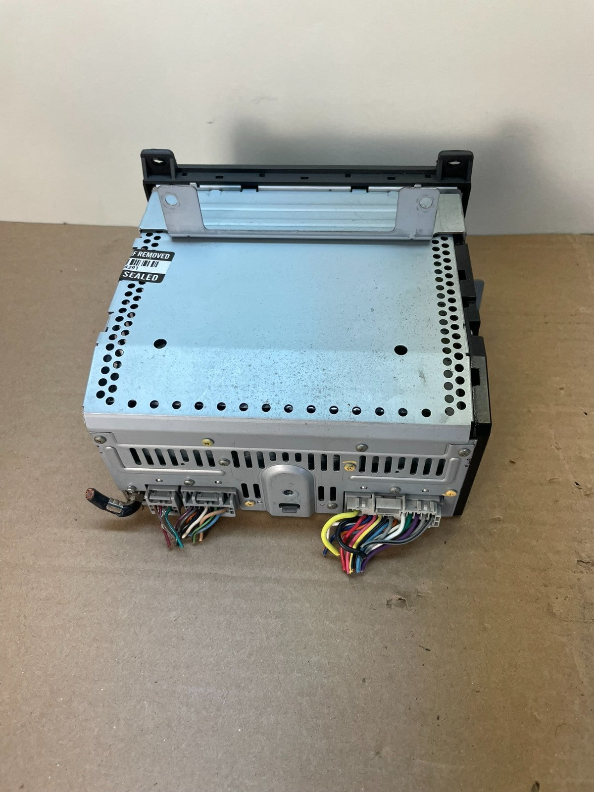2006 - 2011 Lincoln Town Car AM/FM Radio CD Player ai0556 DG8
