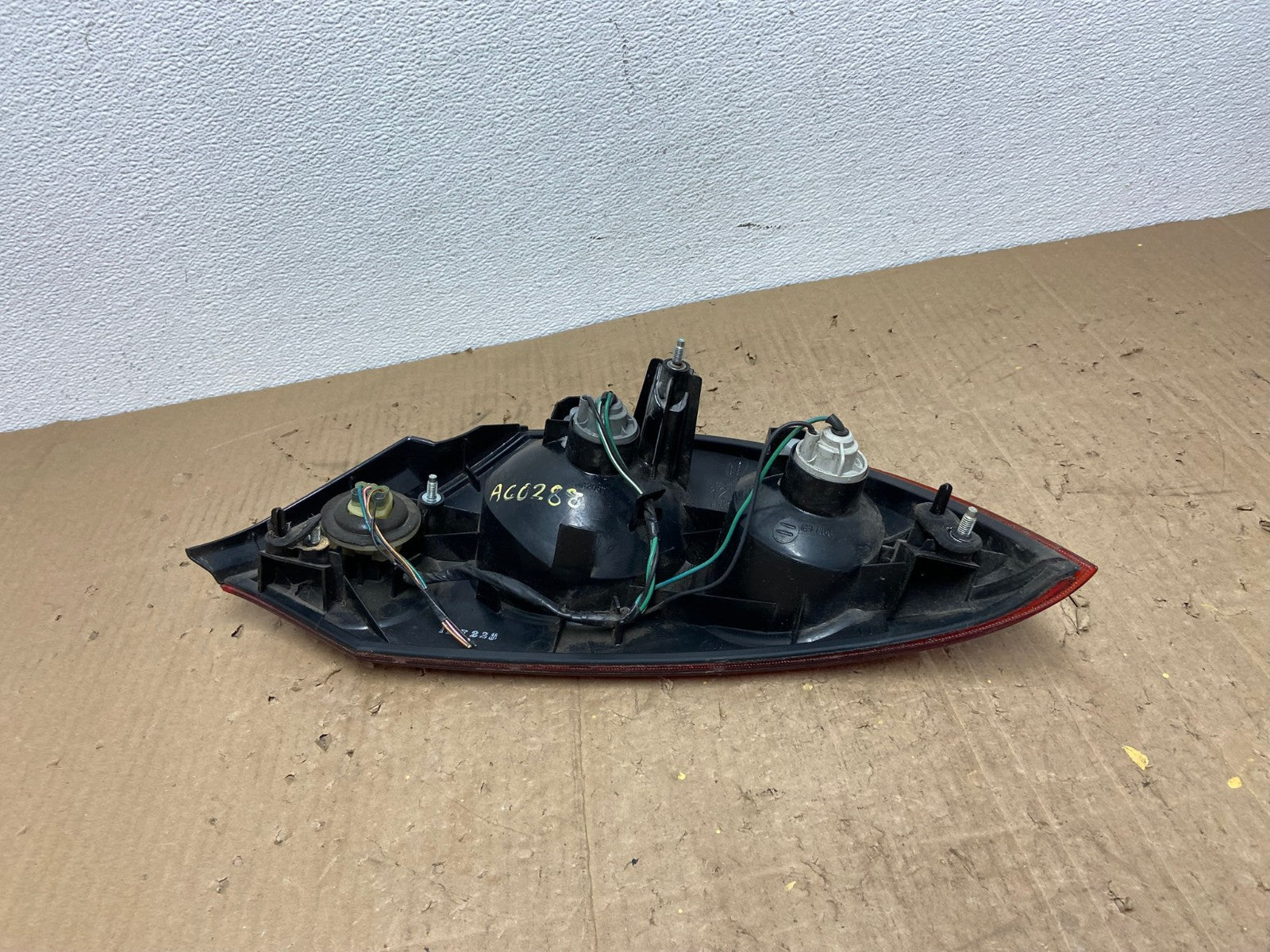 2000 2001 2002 Mitsubishi Eclipse Left Driver LH Side Tail Light AC0288 LK6